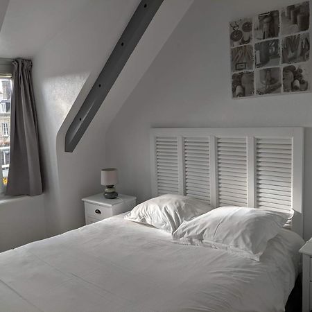 Contact Hotel - Hotel Le Lion D'Or Lamballe Exteriör bild