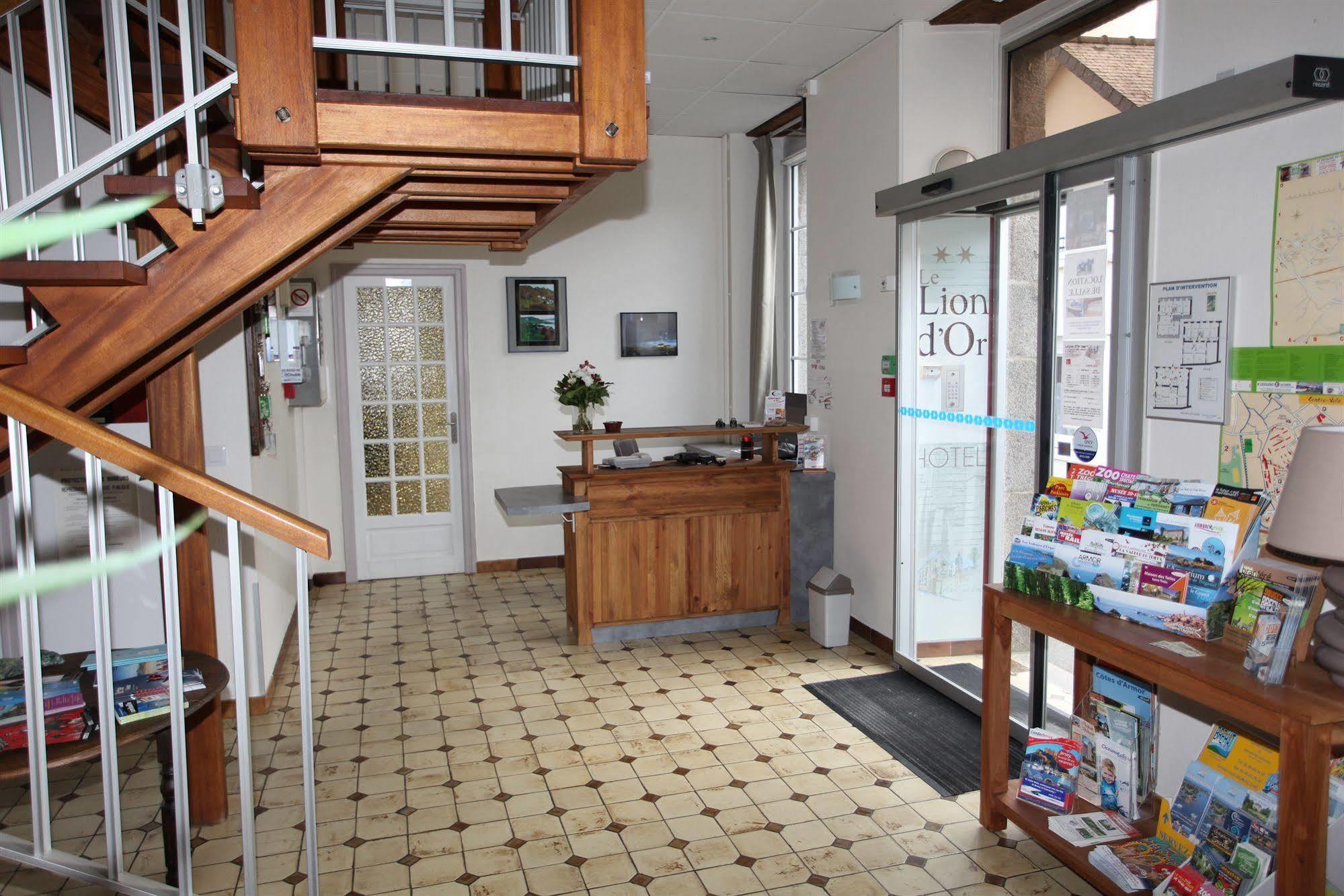 Contact Hotel - Hotel Le Lion D'Or Lamballe Exteriör bild